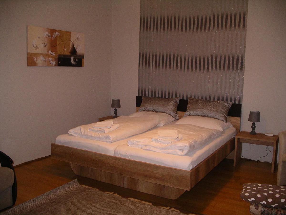 Hévíz Centrum 2 Apartmanok מראה חיצוני תמונה