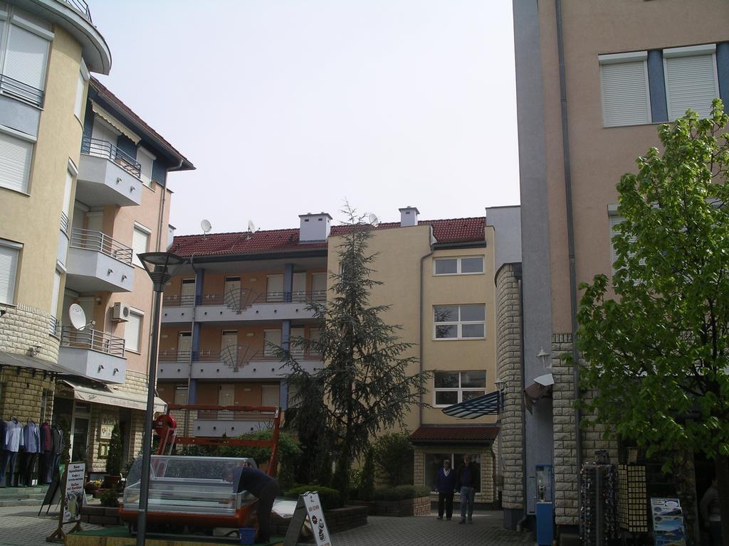 Hévíz Centrum 2 Apartmanok מראה חיצוני תמונה