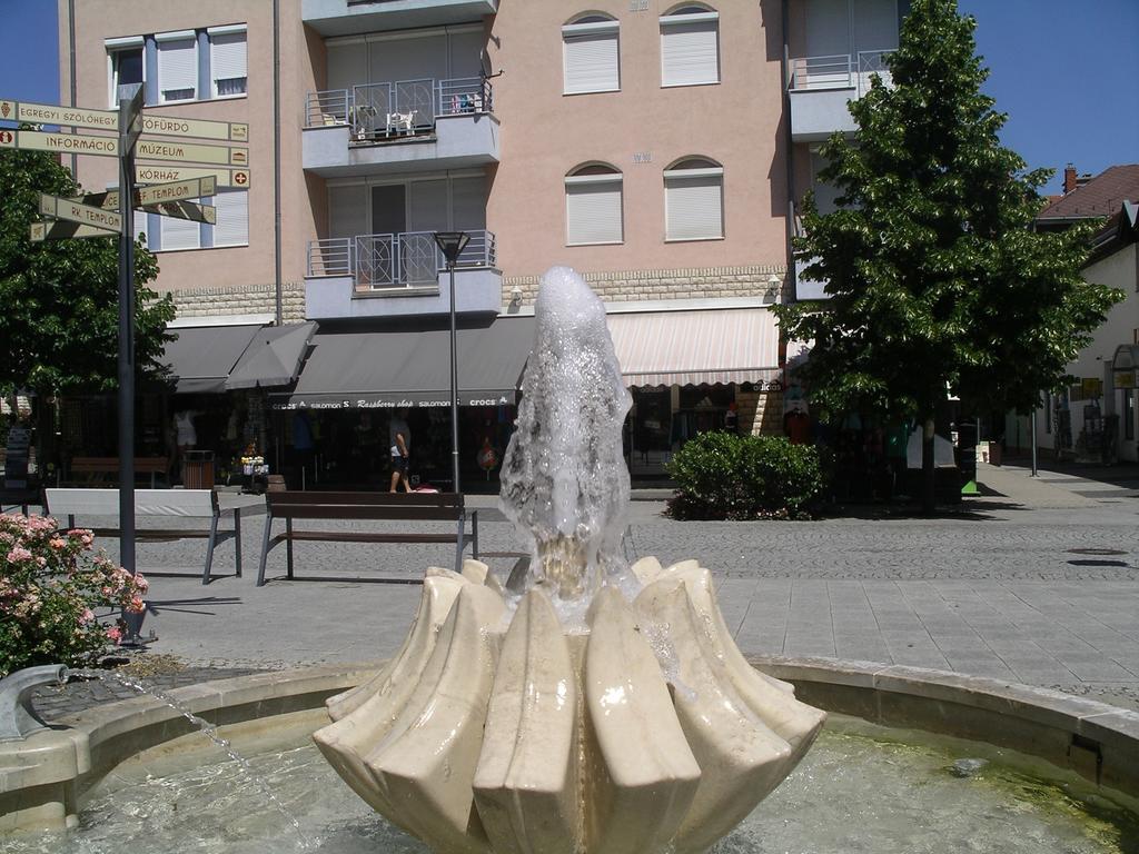 Hévíz Centrum 2 Apartmanok מראה חיצוני תמונה
