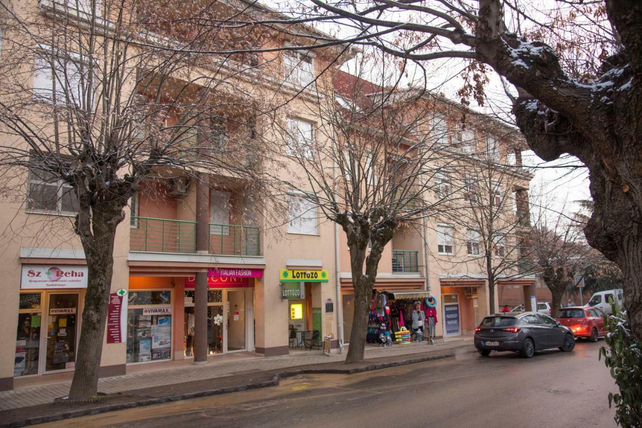 Hévíz Centrum 2 Apartmanok מראה חיצוני תמונה
