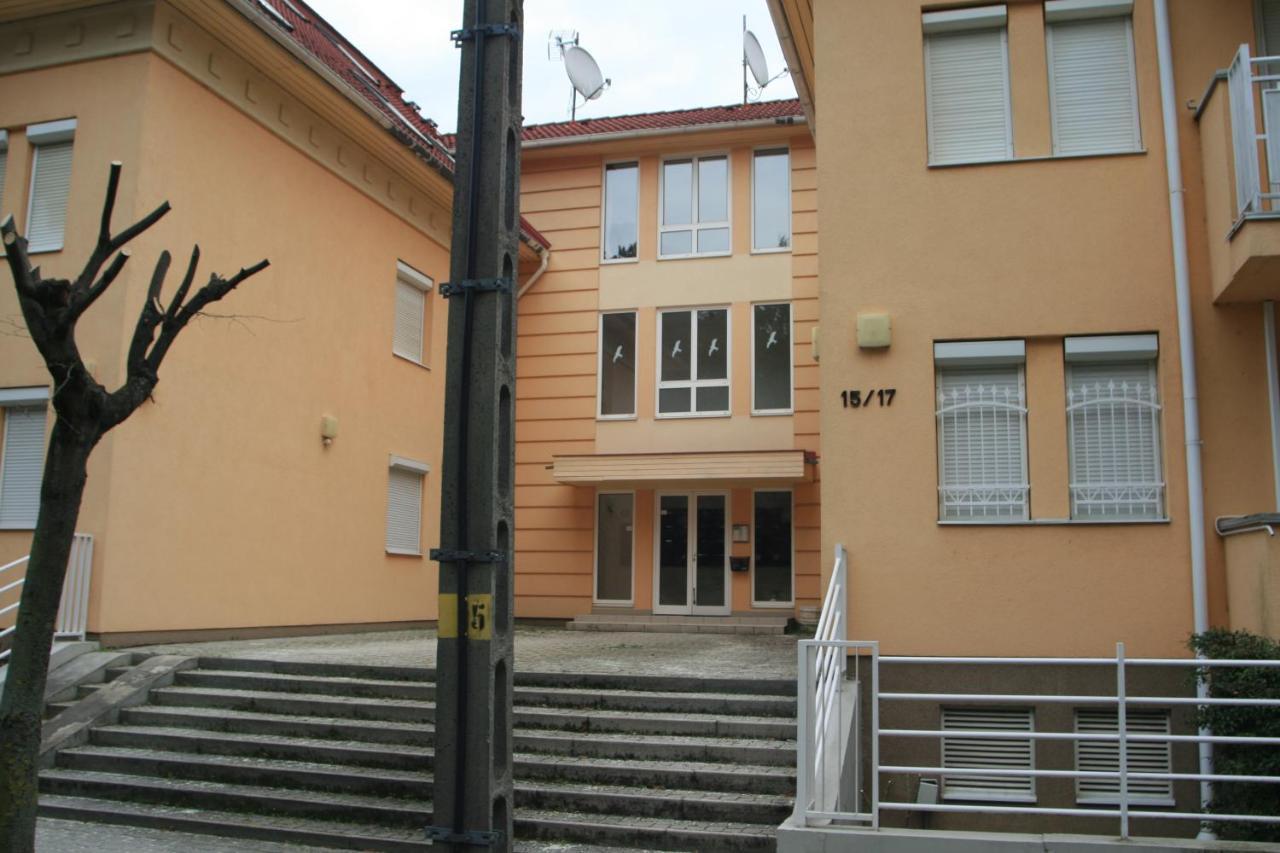 Hévíz Centrum 2 Apartmanok מראה חיצוני תמונה